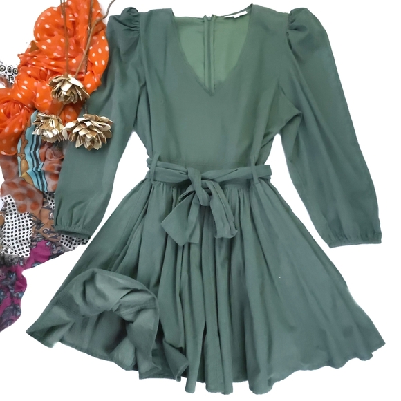 Laroque Dresses & Skirts - Laroque Orignal Green Corded Party Dress Chic Long Sleeve Sz L.